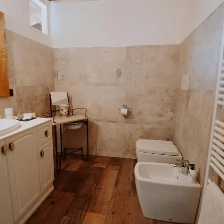 Casa Santa Lucia Oda ve Kahvaltı Manerba del Garda