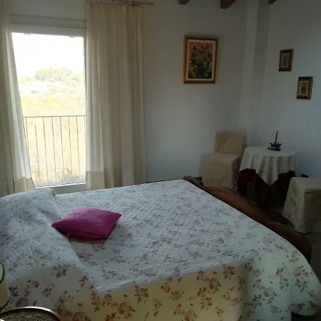 Casa Santa Lucia Oda ve Kahvaltı Manerba del Garda